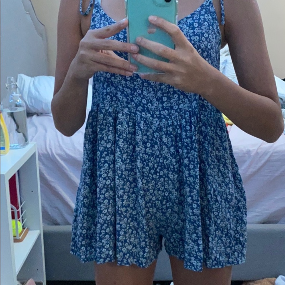 cute romper - Picture 3 of 7